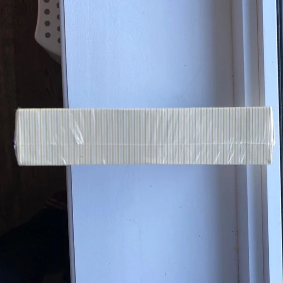 Personal Library Kit - Picture 4 of 6